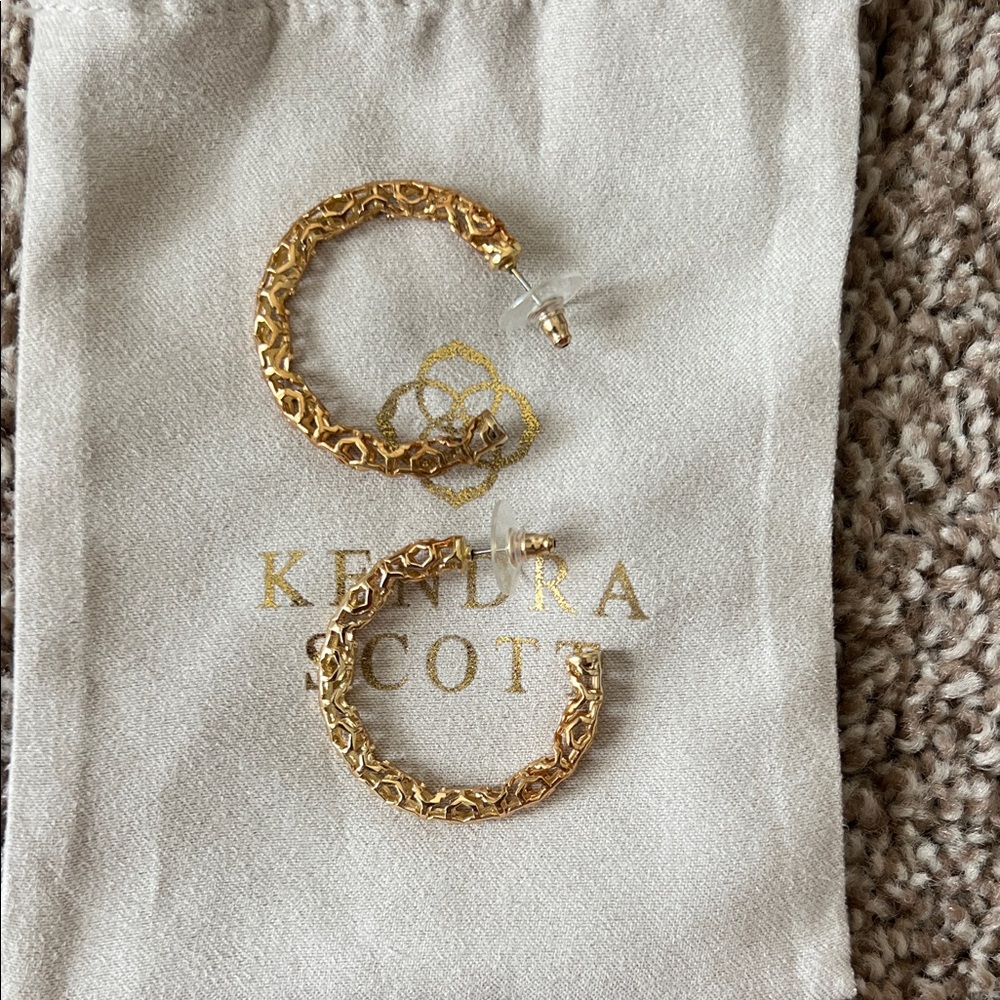 Kendra Scott Textured Gold Hoop Earrings